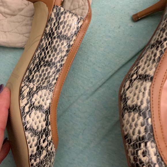 Womens shoes - Picture 9 of 11